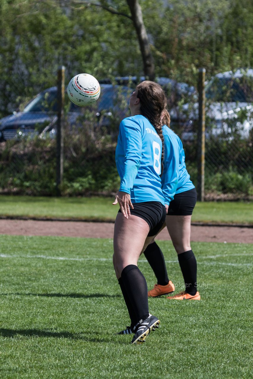 Bild 367 - Faustball Frauen Wiemersdorf